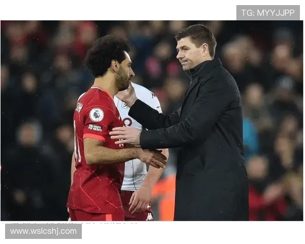 史蒂文·杰拉德：从利物浦传奇队长到全新教练生涯的转变与挑战